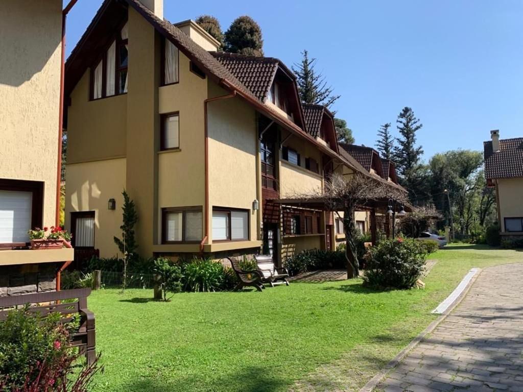 Estação das Hortênsias, sua casa em Gramado Exterior foto